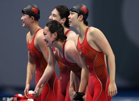 女子4x200米自由泳接力 中國(guó)隊(duì)奪金破世界紀(jì)錄
